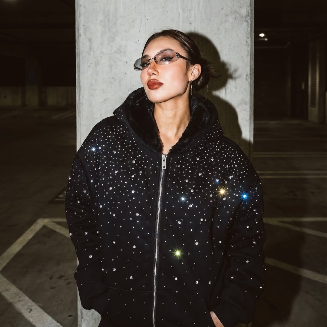 VYBES Rhinestone Galaxy Zip Up ブラック VYBES Rhinestone Galaxy Zip Up | Sleek & Sparkling Layer